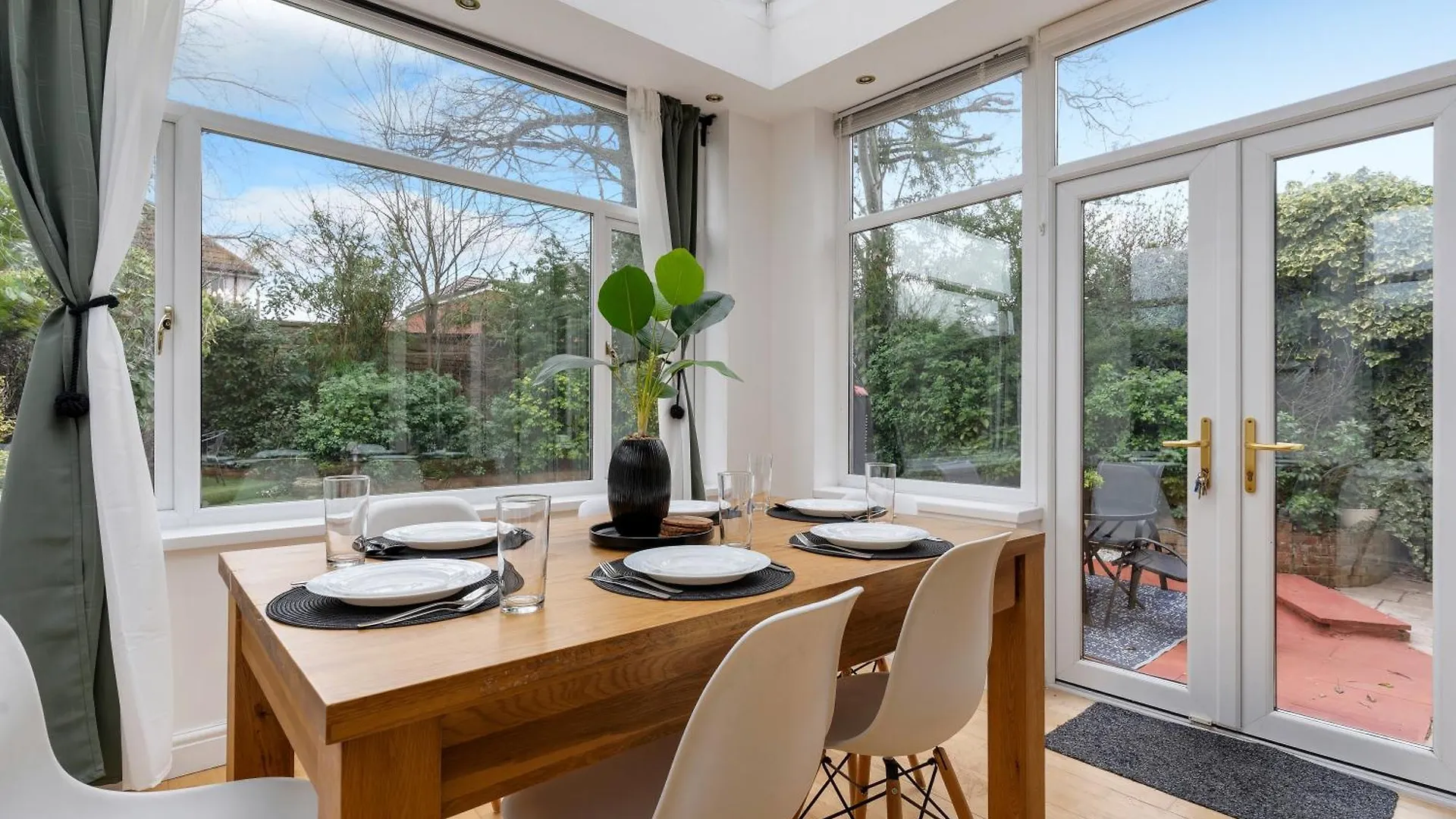 Holiday home Birmingham Gem-Stylish 5 Bed House Near Nec, Bhx, Hs2 - Huge Parking & Fast Wifi! Villa
